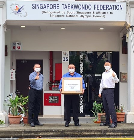 Ildo Taekwondo donates 1,000 pieces of mask to STF